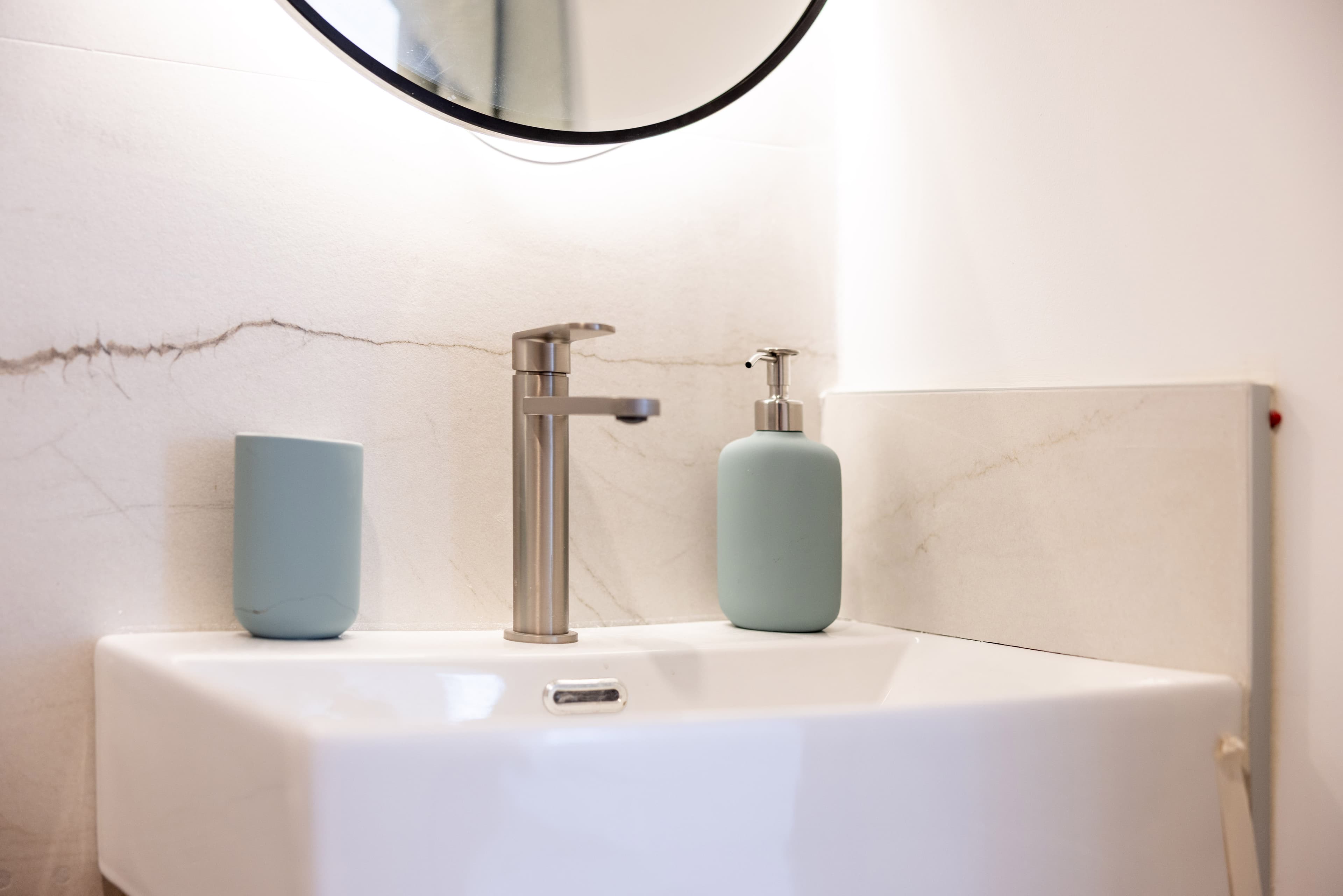 Salon con suelo radiante refrescante en vivienda de El Mirador